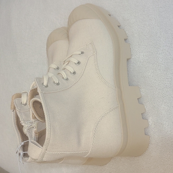 Womens Boots universal thread sold at target - Picture 1 of 10